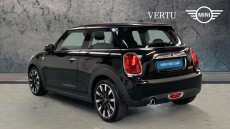 MINI Hatchback 1.5 Cooper Exclusive II 3dr Petrol Hatchback